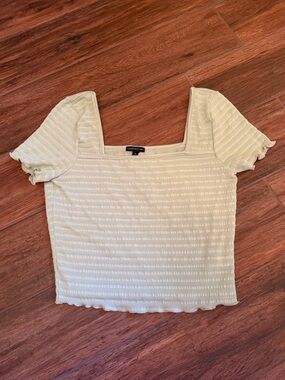 NWOT Mm Mm Mm Light Sage Green Ruffle Crop Top | Medium